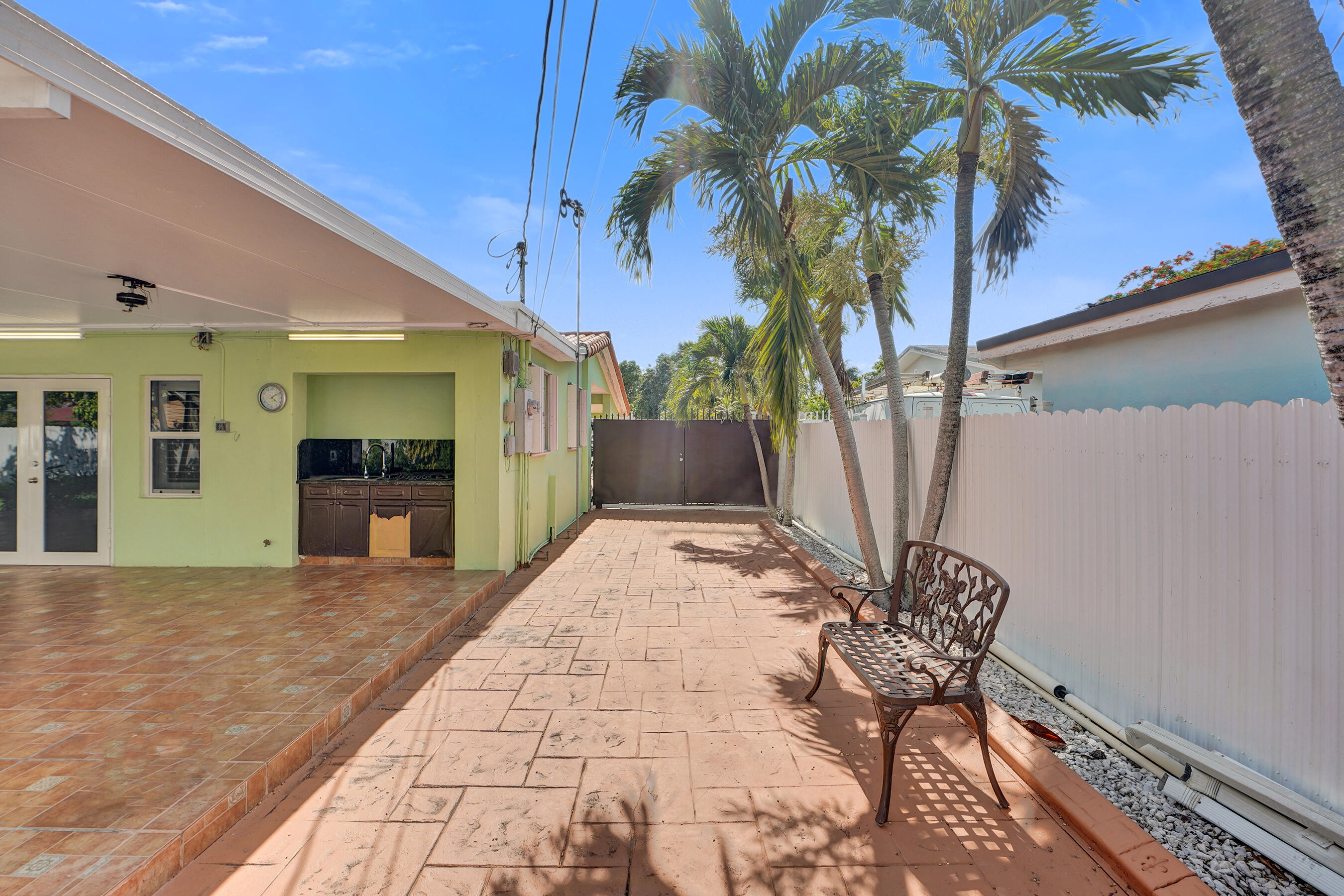 3311 SW 105th Court