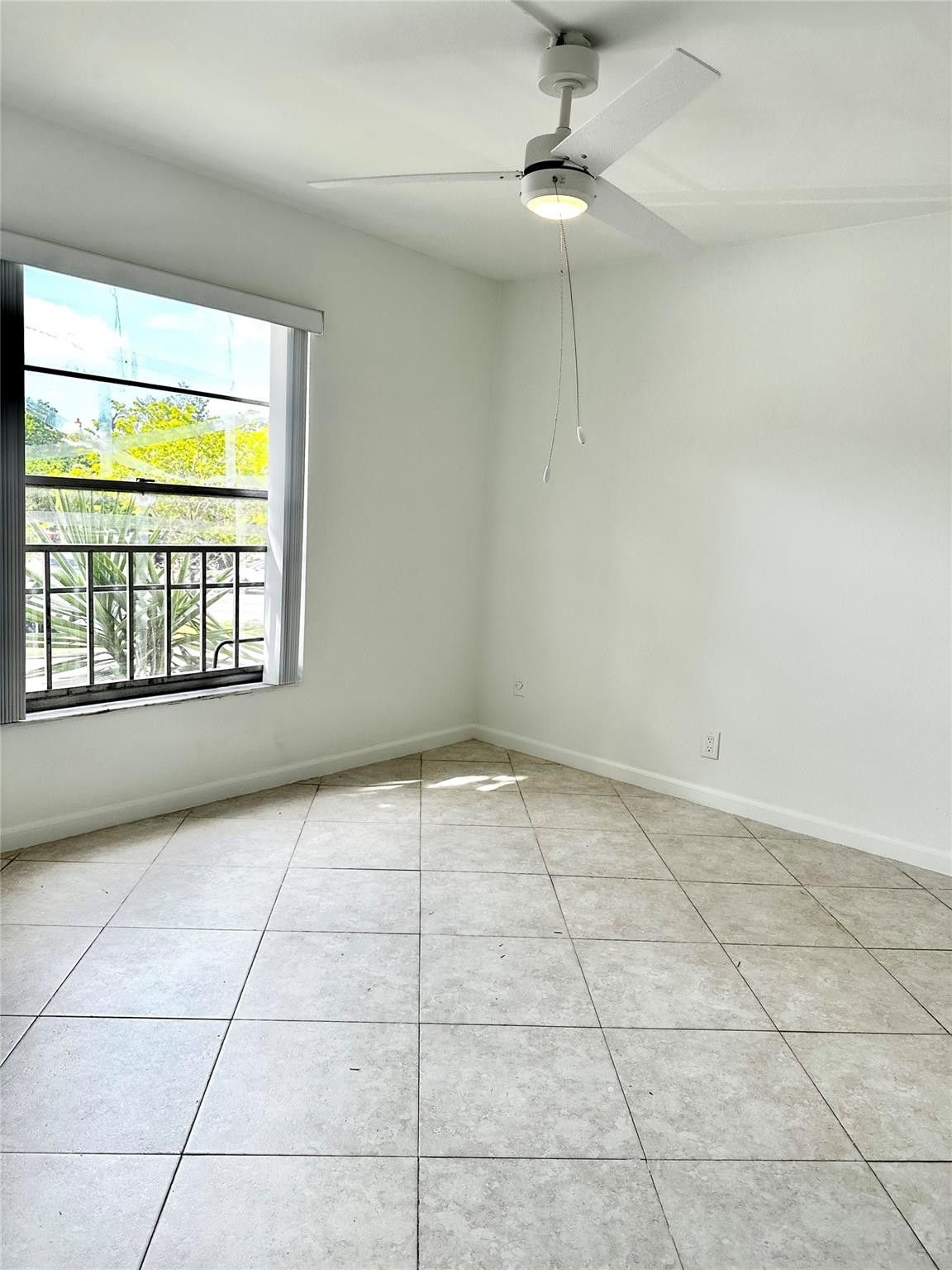 8005 Lake Dr 213