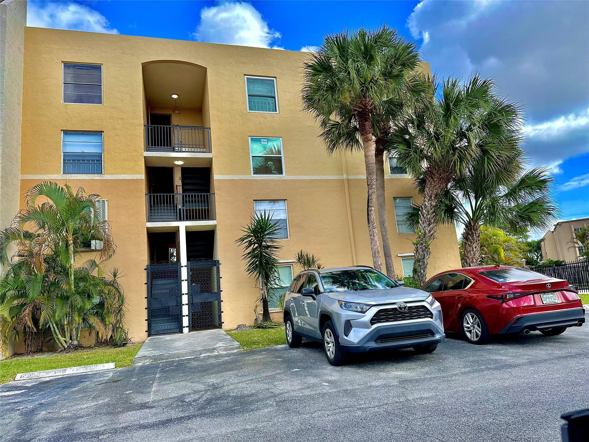 8005 Lake Dr 213