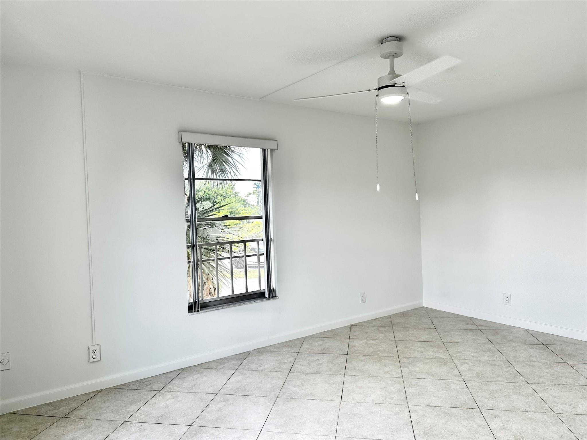 8005 Lake Dr 213