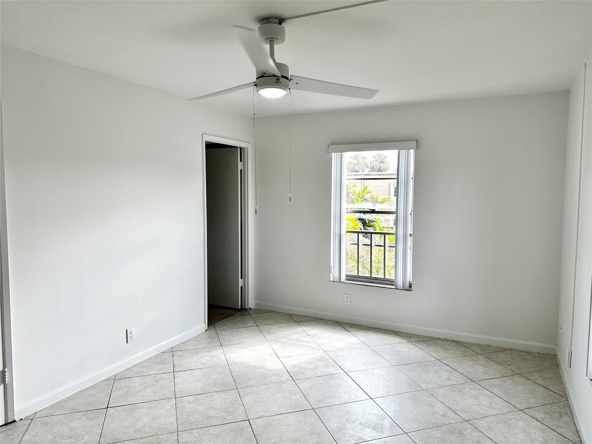 8005 Lake Dr 213