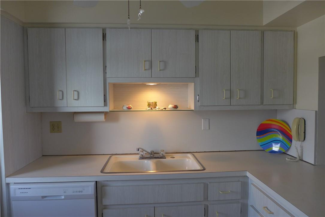 330 N Federal Hwy 409