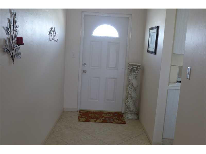 330 N Federal Hwy 409