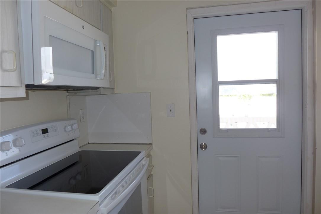 330 N Federal Hwy 409