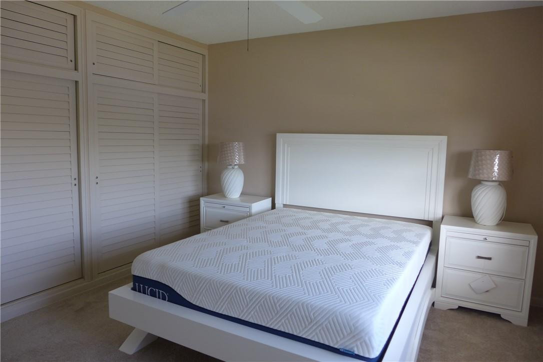 330 N Federal Hwy 409