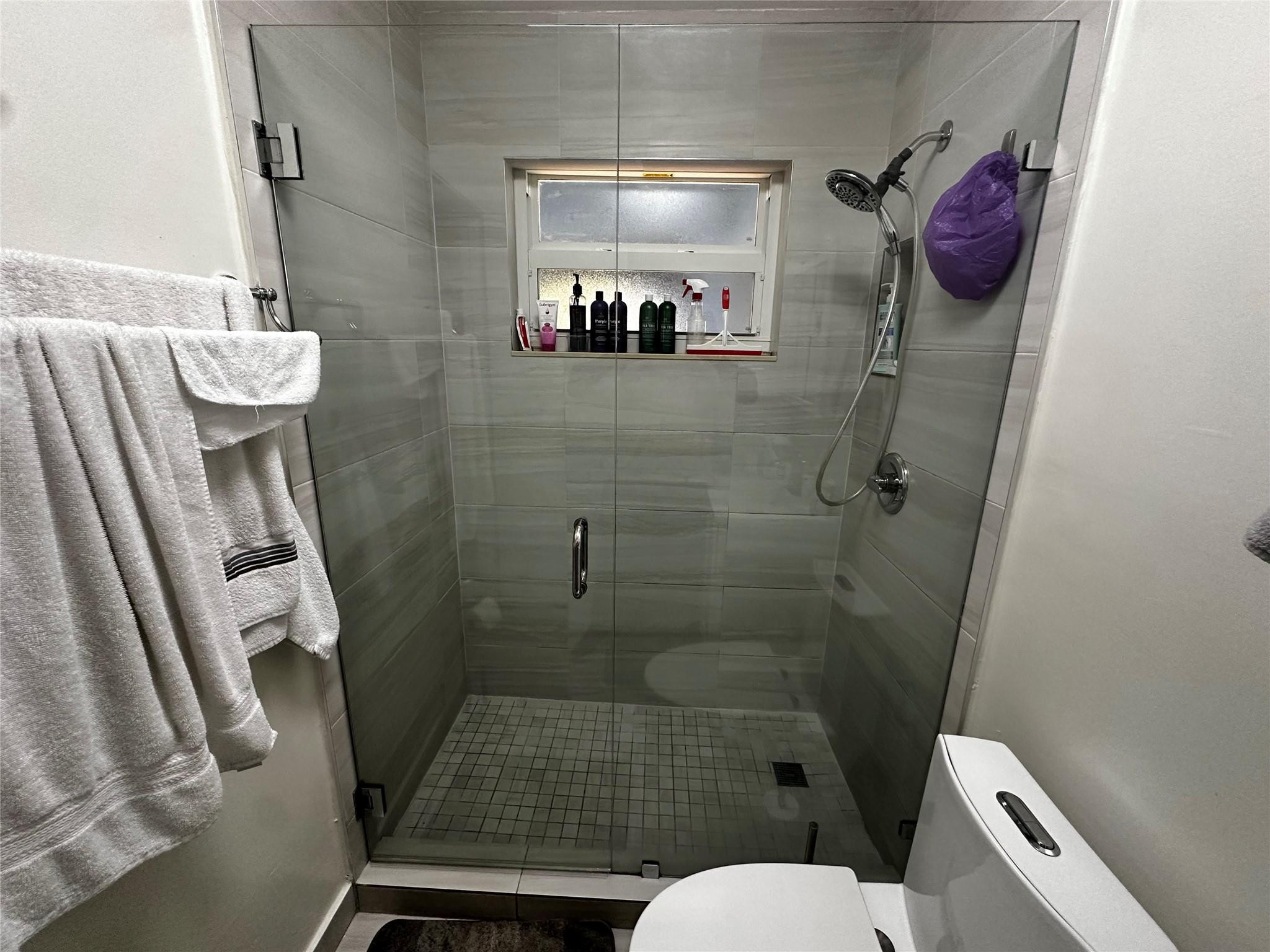 399 NW 72nd Ave 101