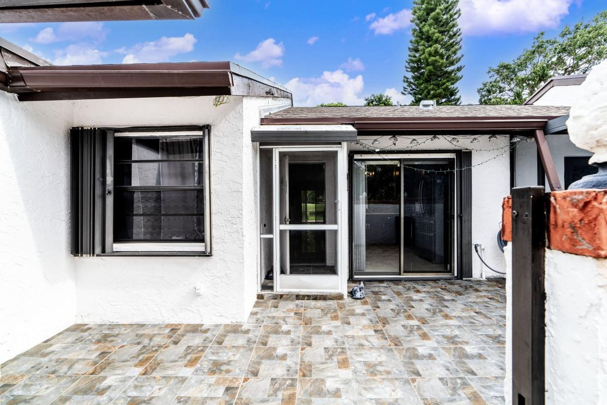 6312 Pinehurst Cir B