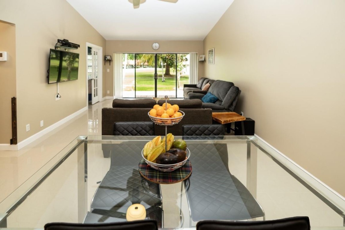 6312 Pinehurst Cir B