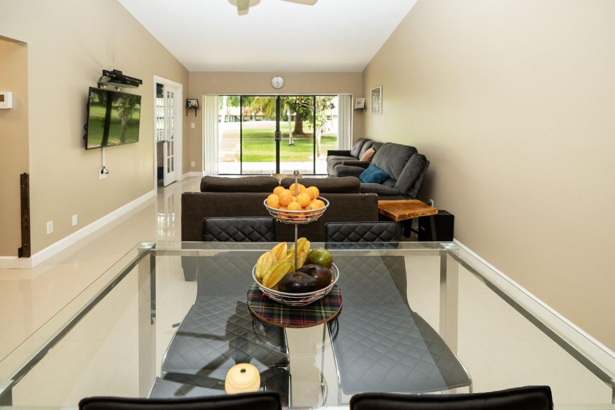 6312 Pinehurst Cir B