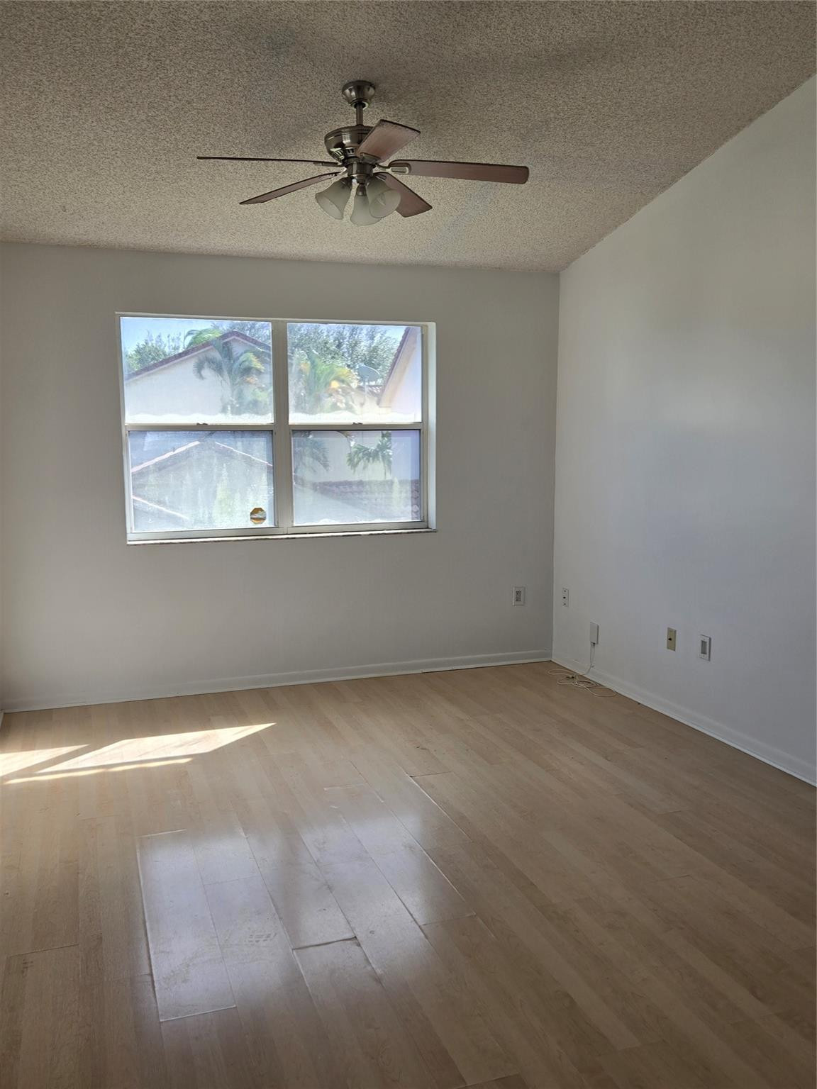 402 NW 108th Ter 402