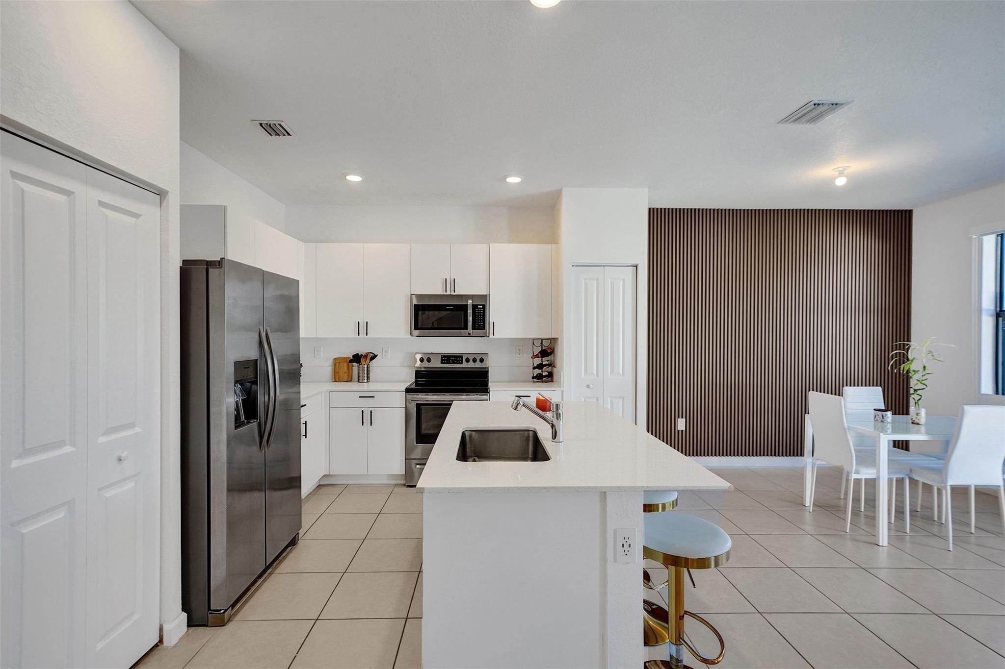 586 NW 203rd Ter