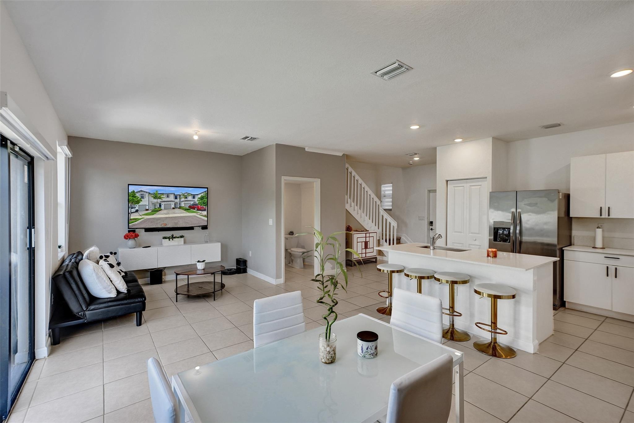 586 NW 203rd Ter