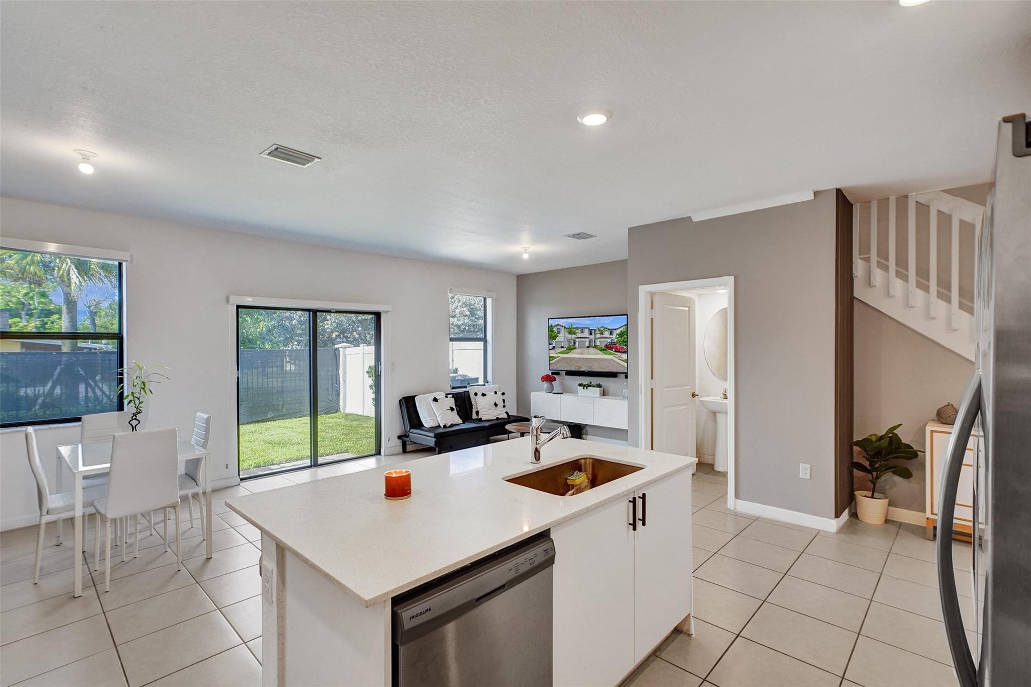 586 NW 203rd Ter