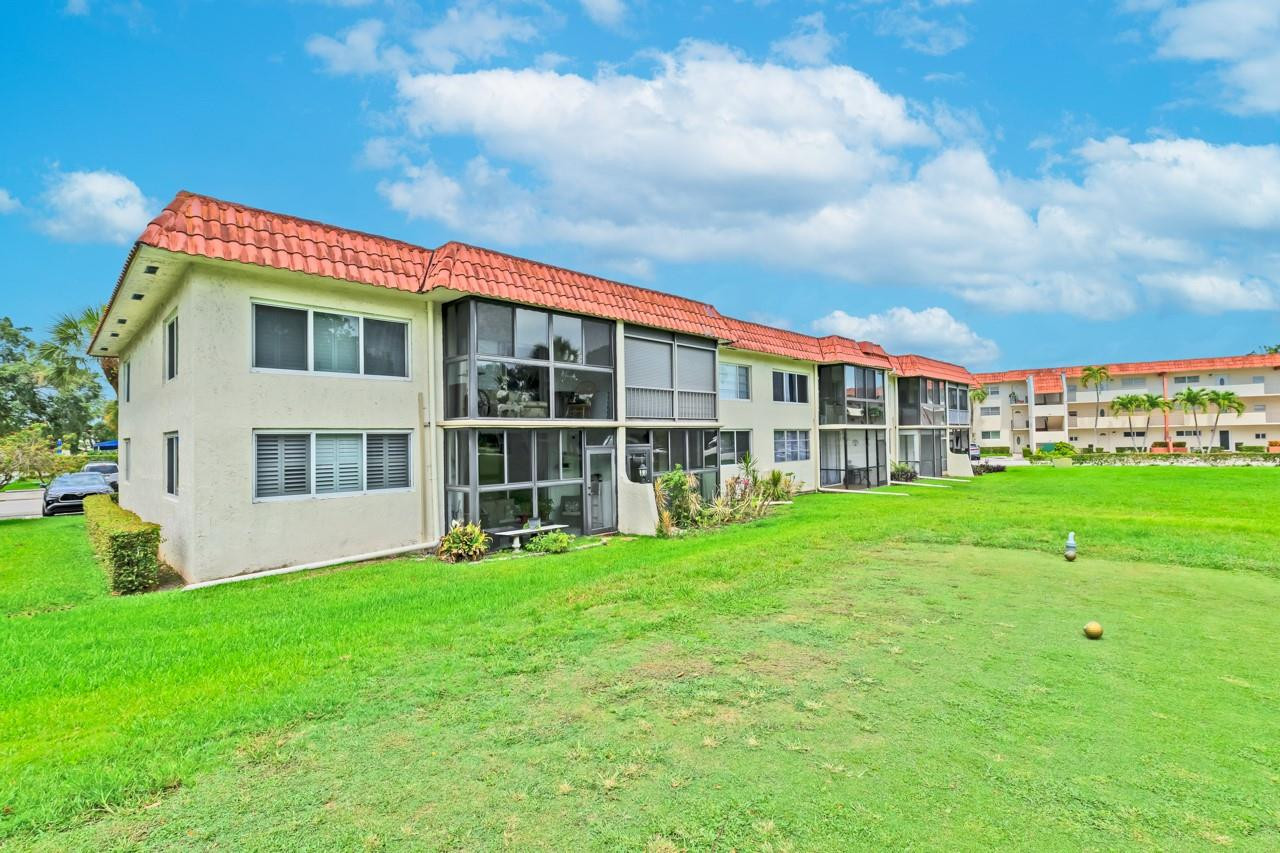 8941 S Hollybrook Boulevard 104