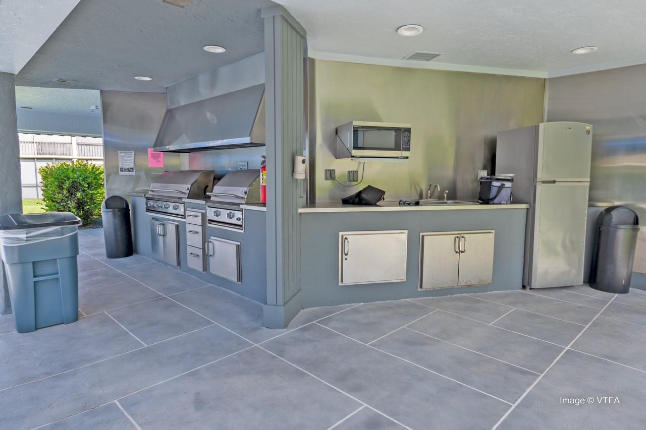 8941 S Hollybrook Boulevard 104