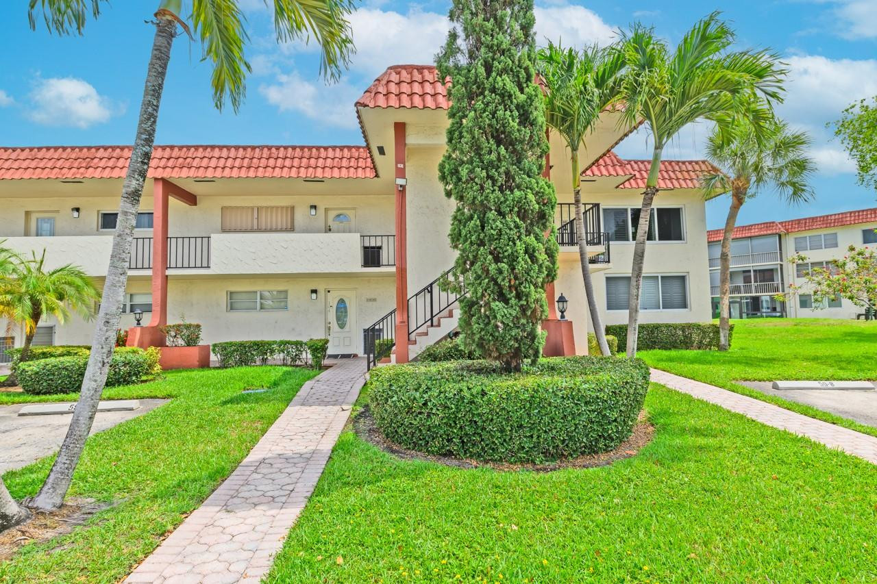 8941 S Hollybrook Boulevard 104