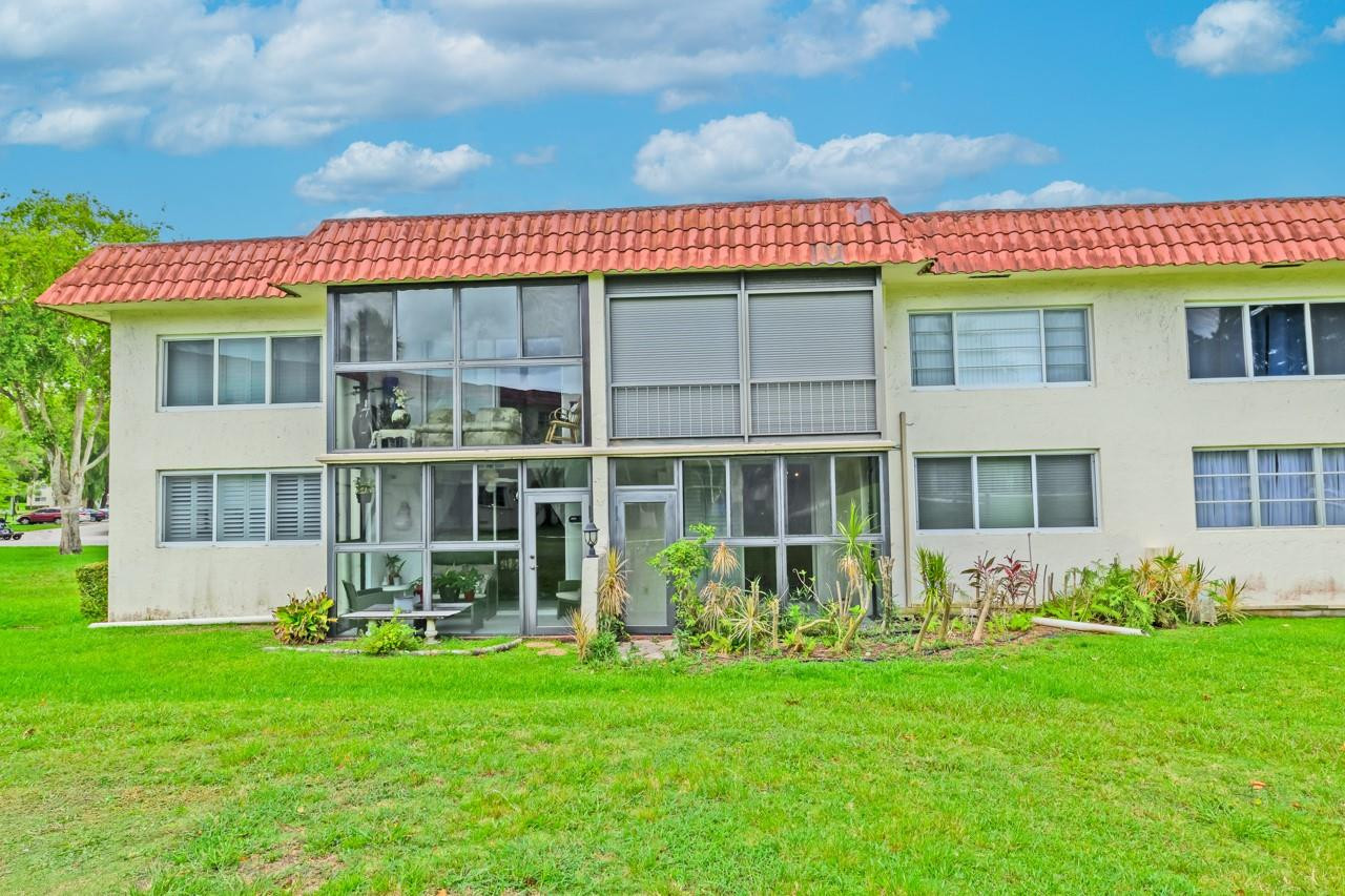 8941 S Hollybrook Boulevard 104