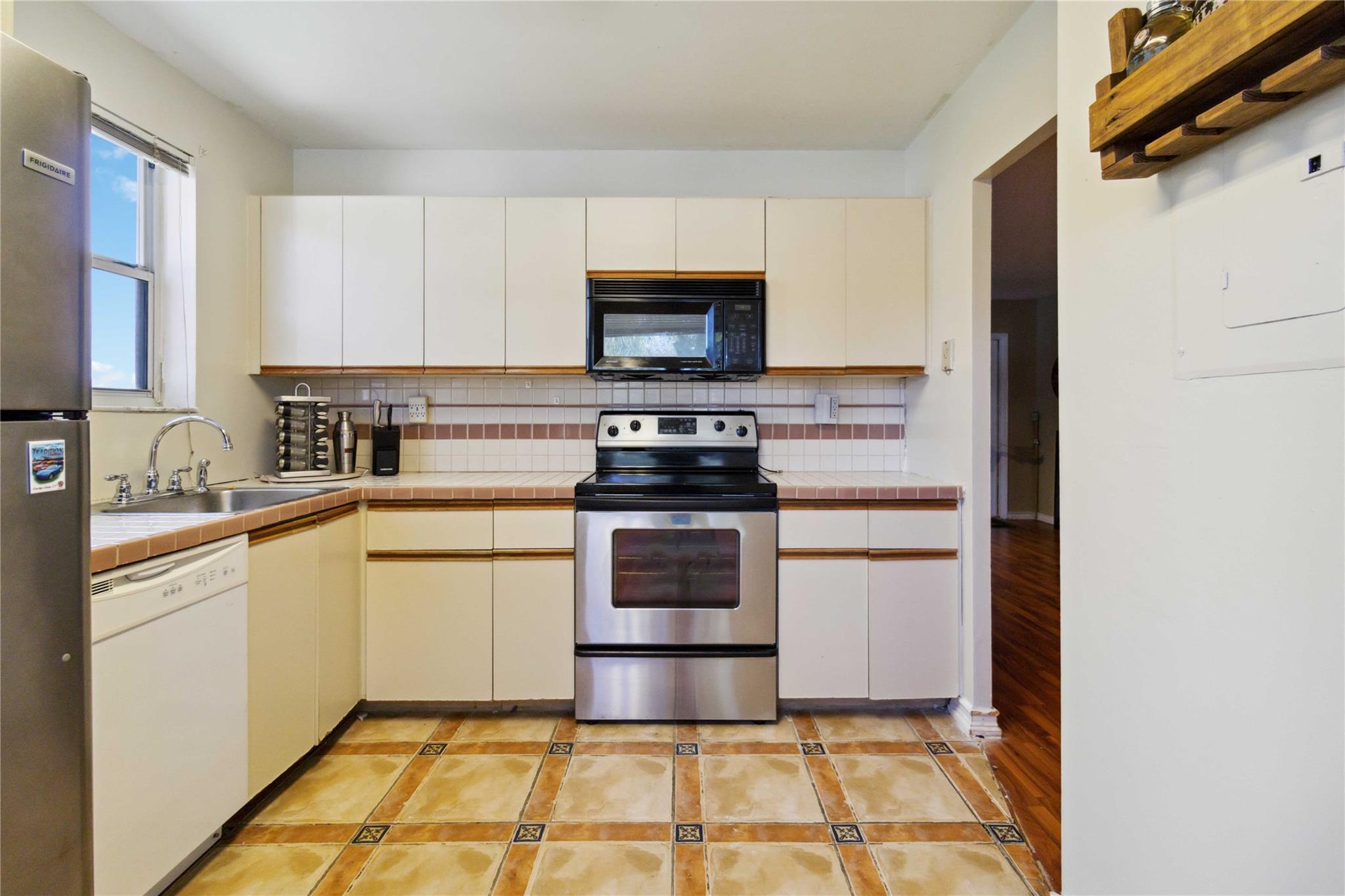 1250 SW 113th Ter 203