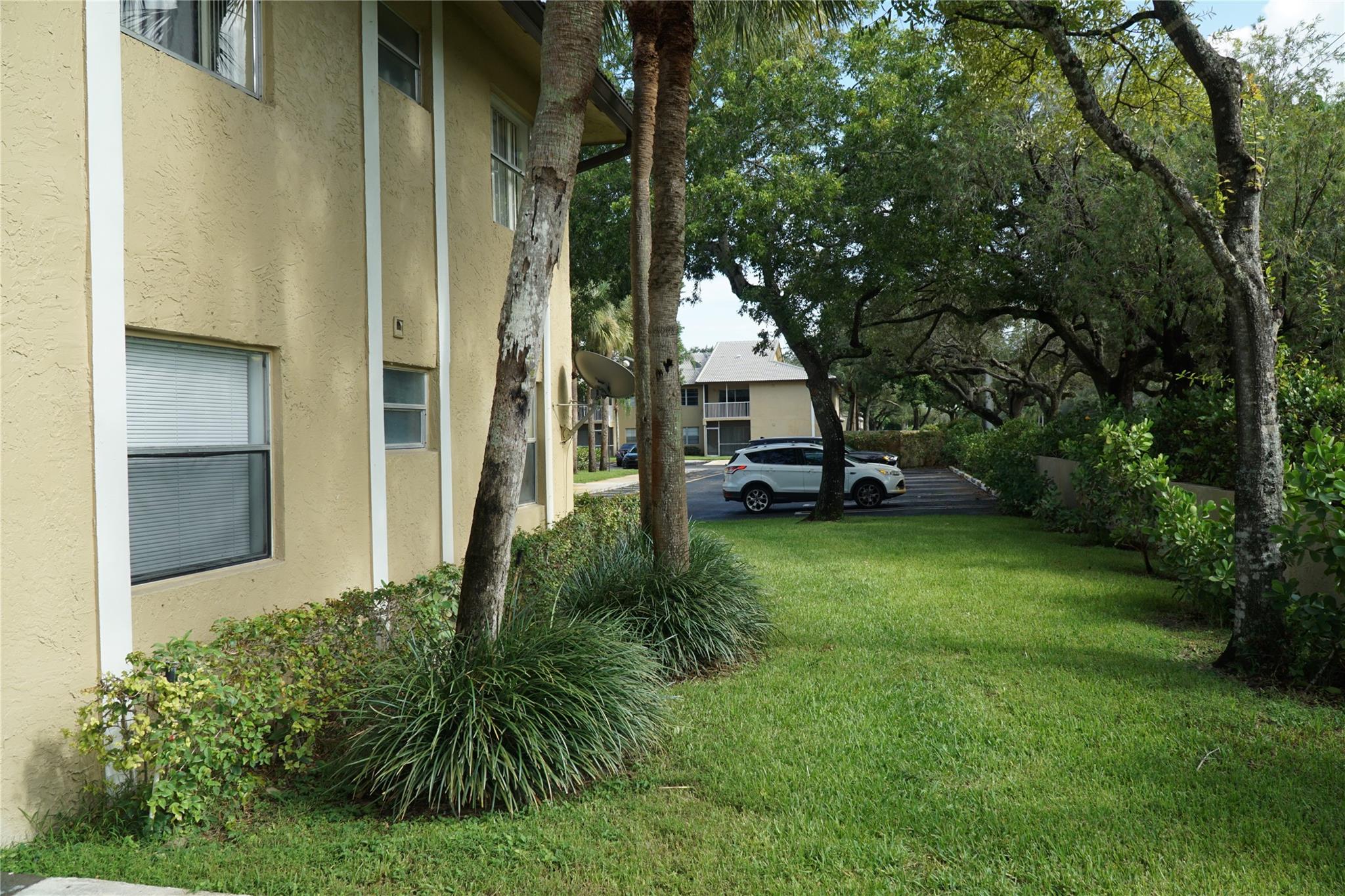 11574 NW 44th St 11574