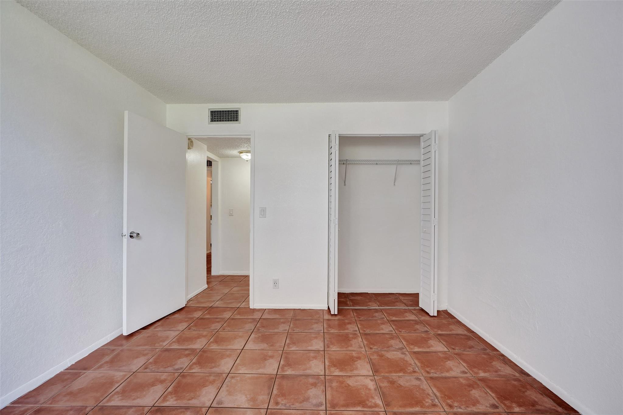 9481 Evergreen Pl 103