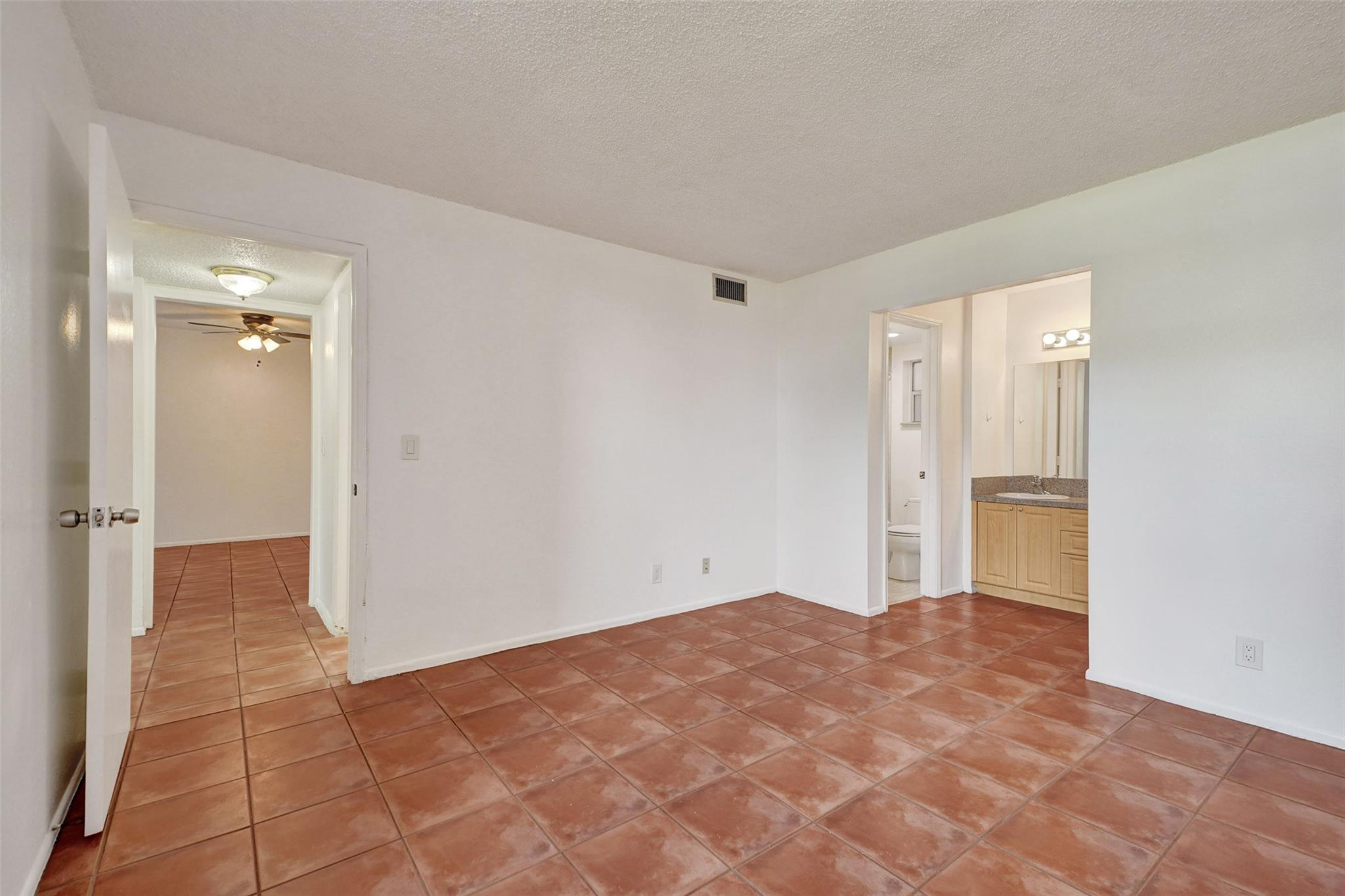 9481 Evergreen Pl 103