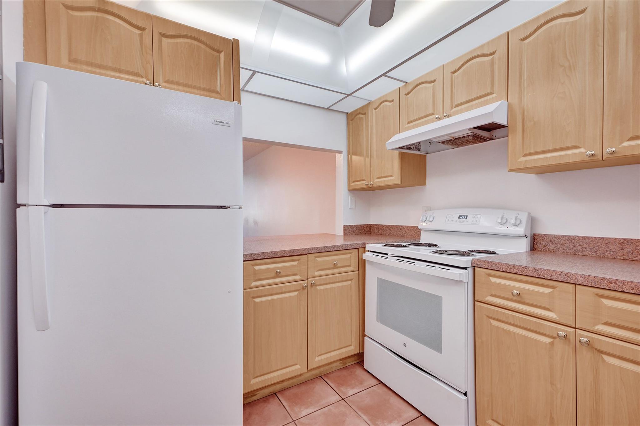 9481 Evergreen Pl 103