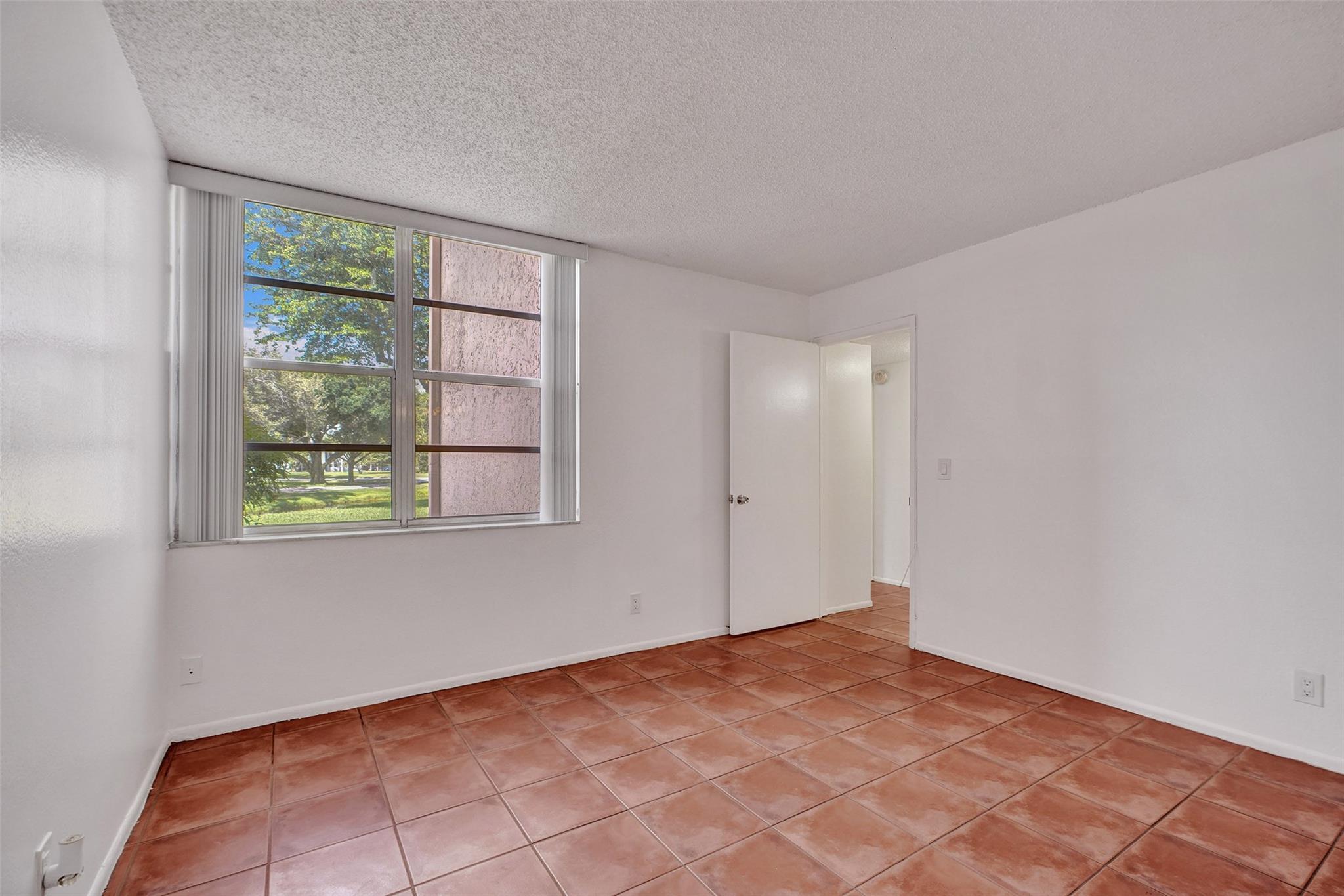 9481 Evergreen Pl 103