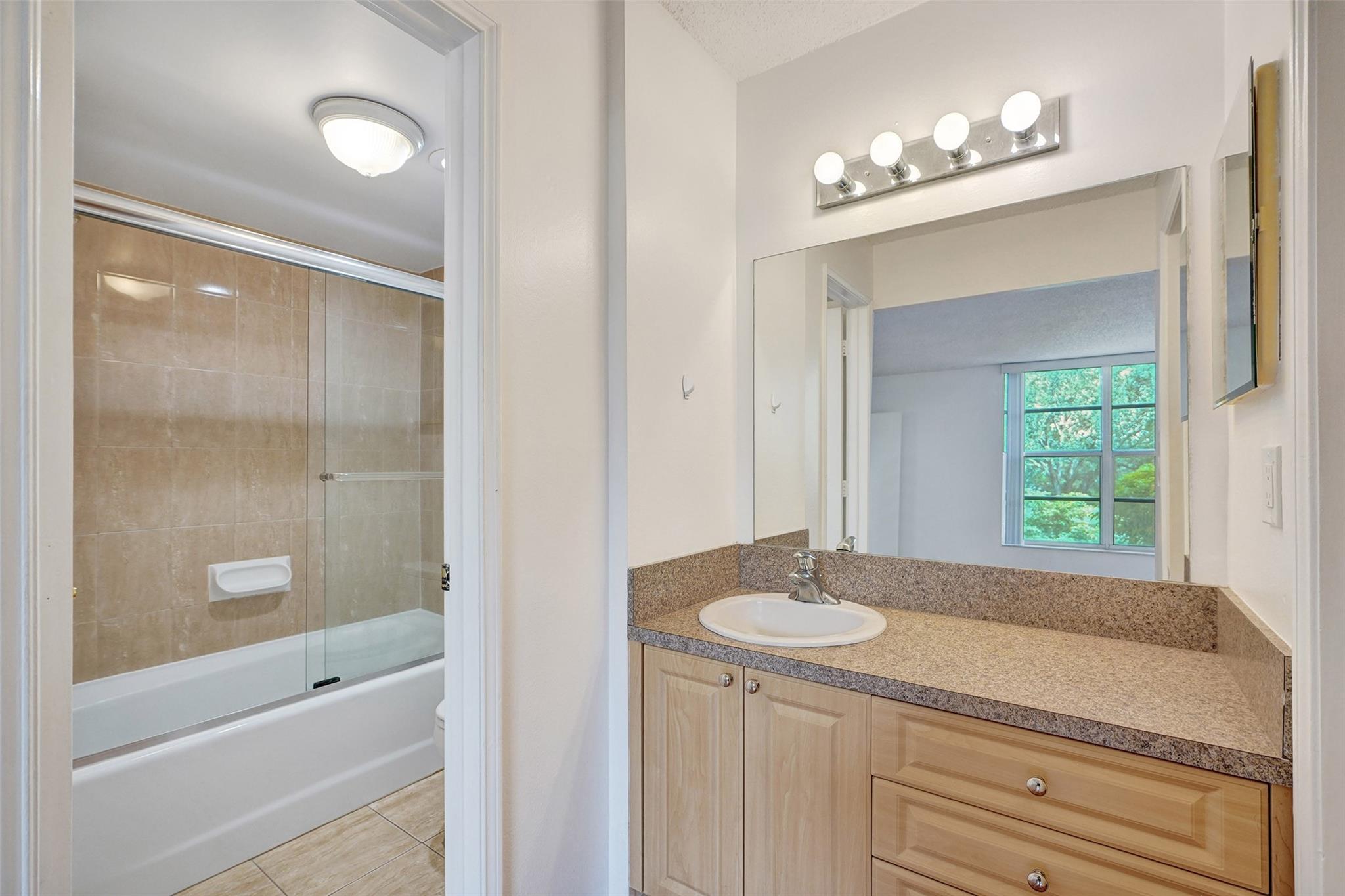 9481 Evergreen Pl 103