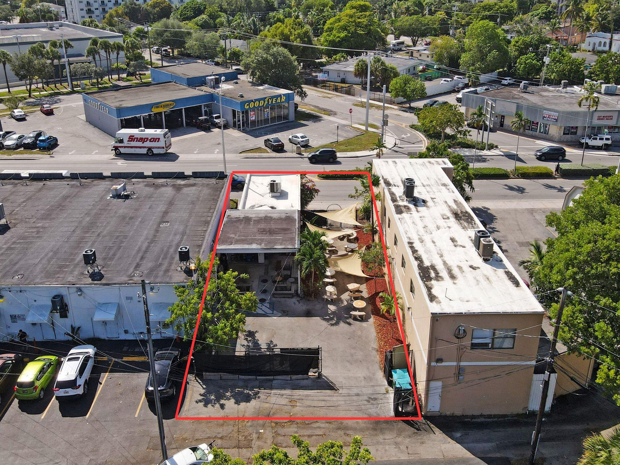 12831 W Dixie Hwy