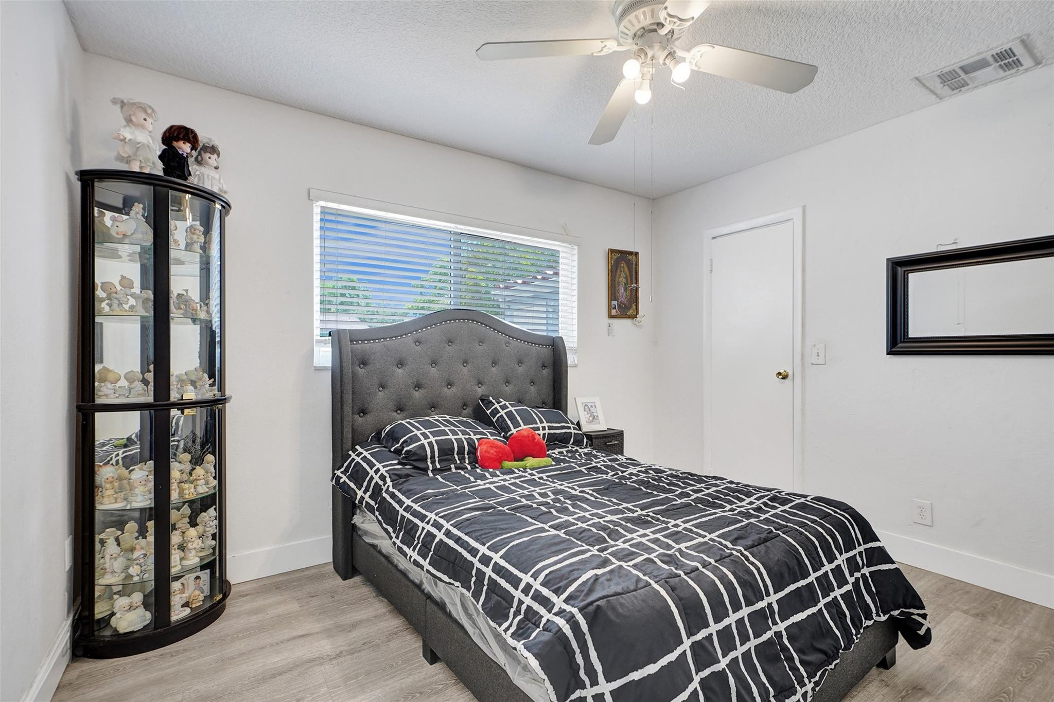 621 NW 97th Ter