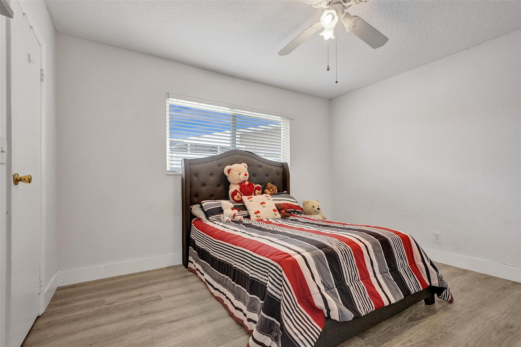 621 NW 97th Ter