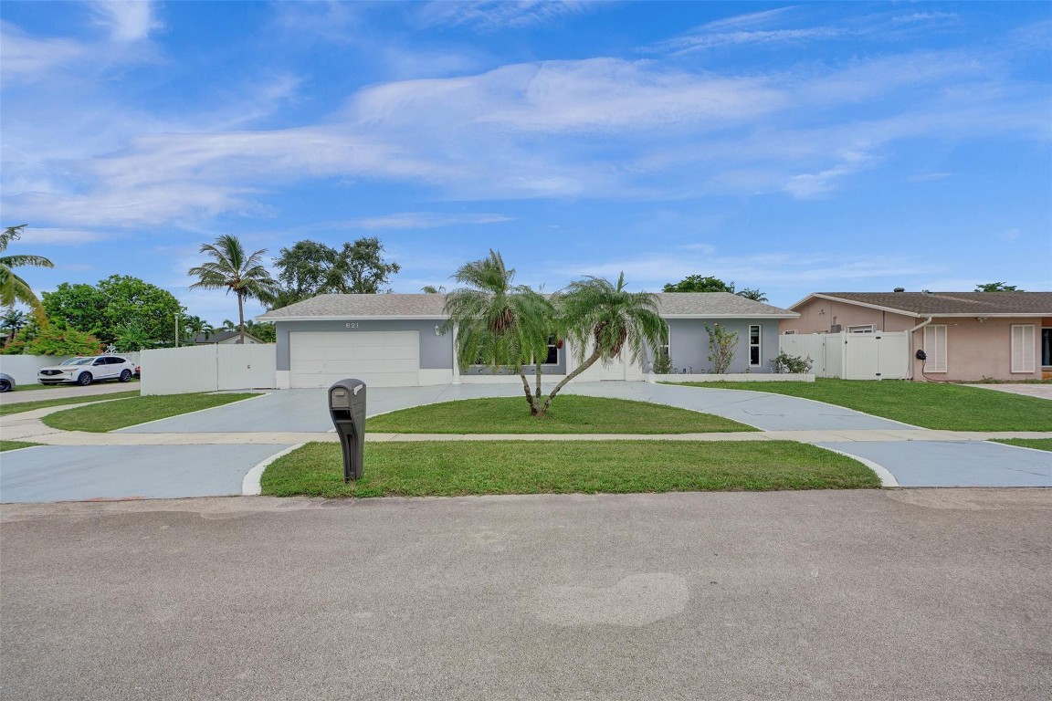 621 NW 97th Ter