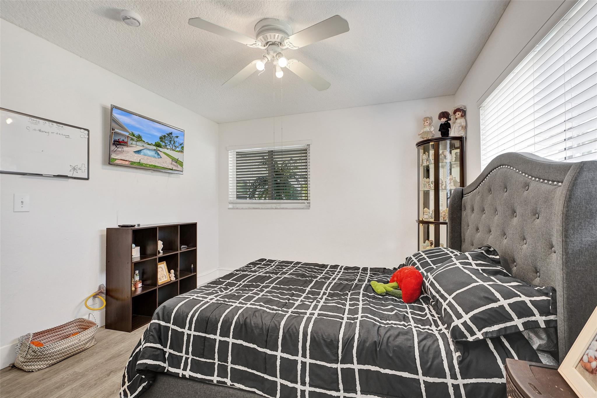 621 NW 97th Ter