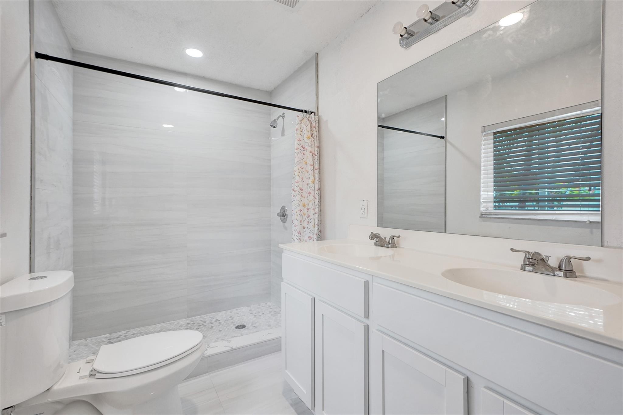 621 NW 97th Ter