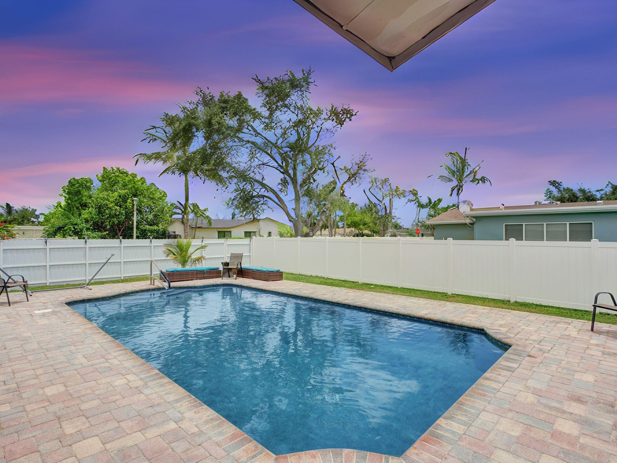 621 NW 97th Ter