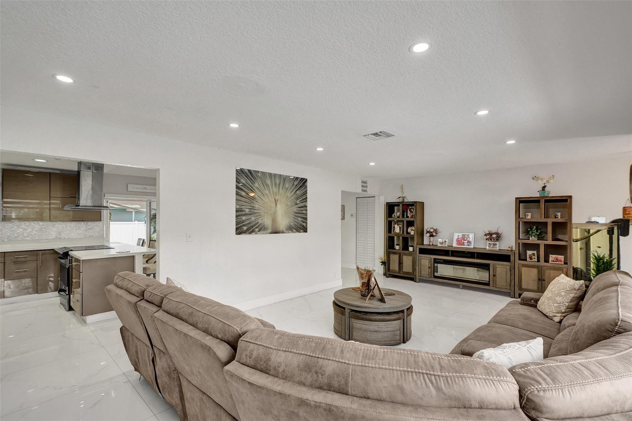 621 NW 97th Ter