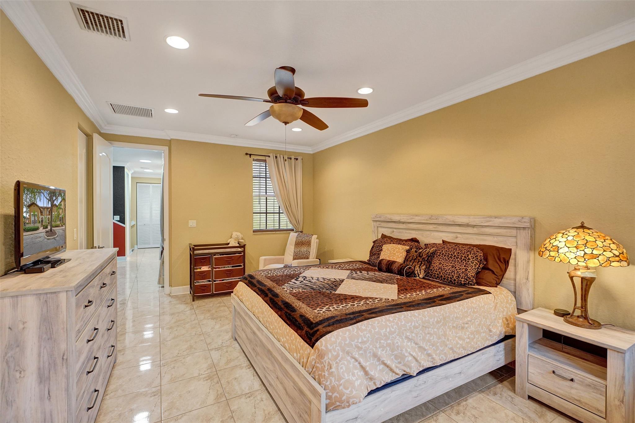 803 SW 147th Ter