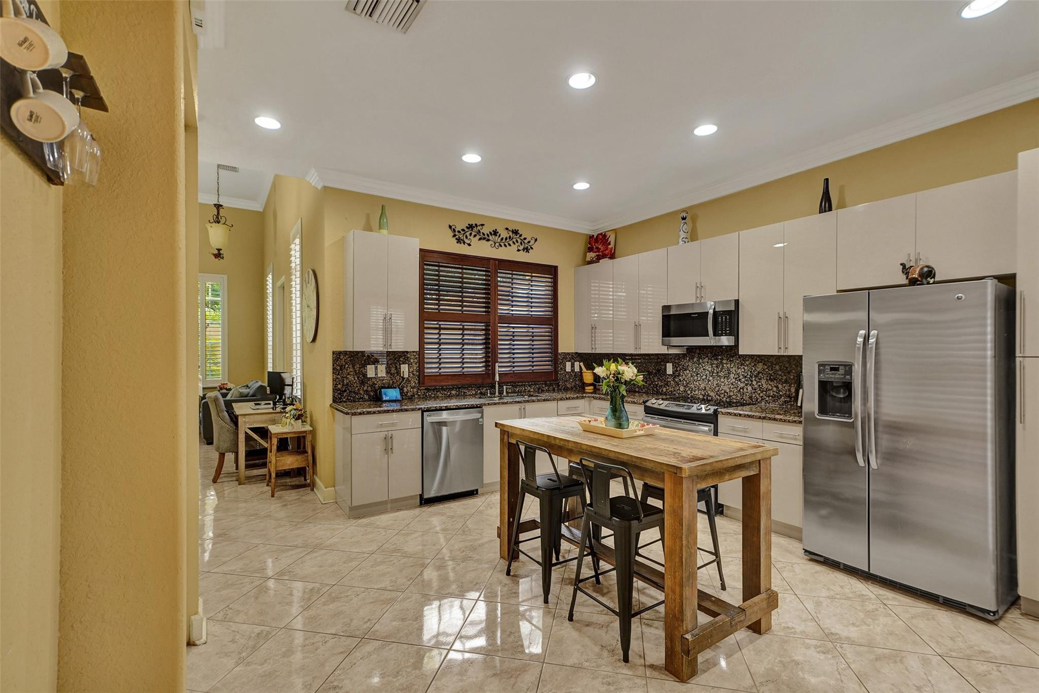 803 SW 147th Ter