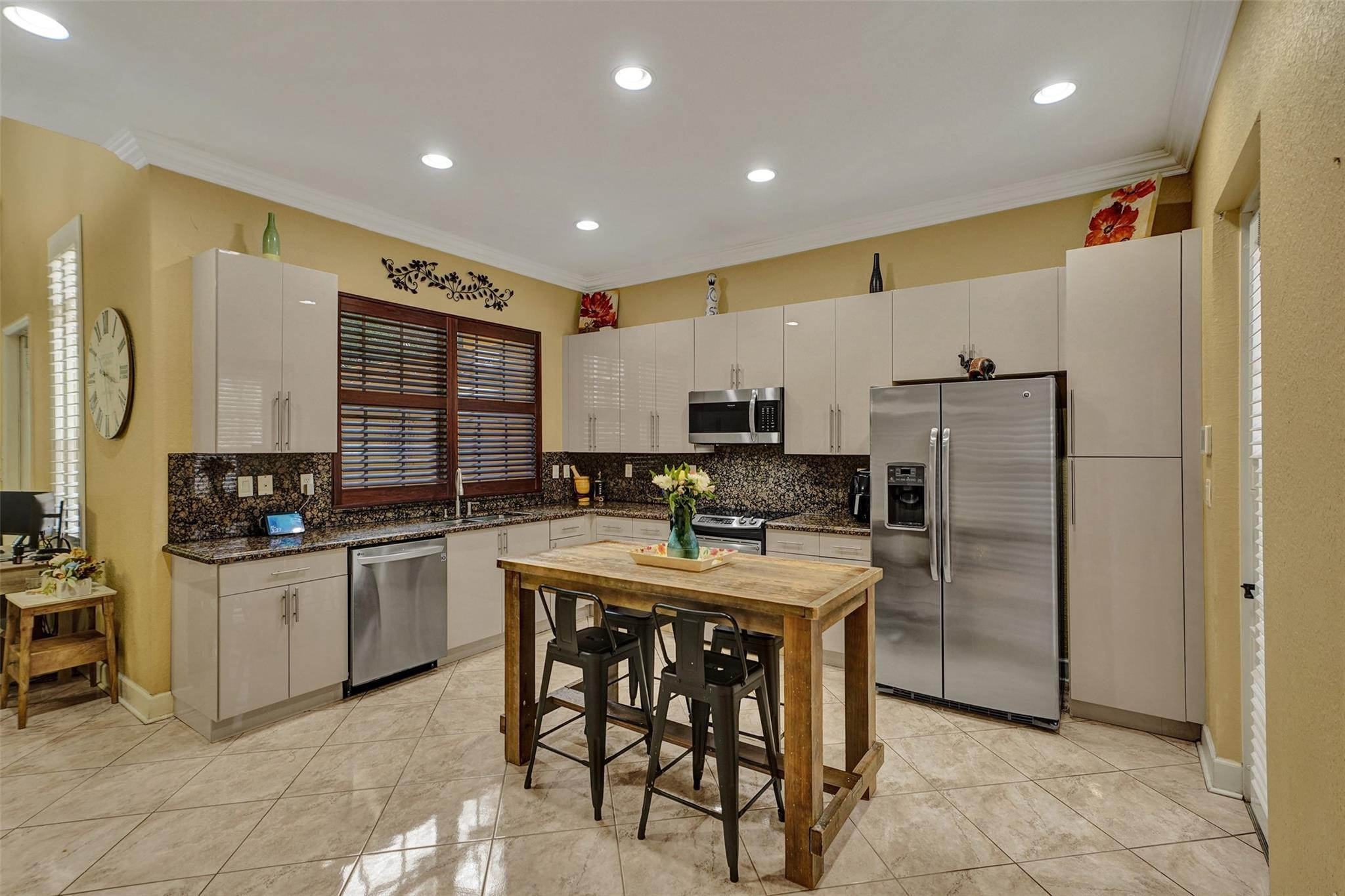803 SW 147th Ter