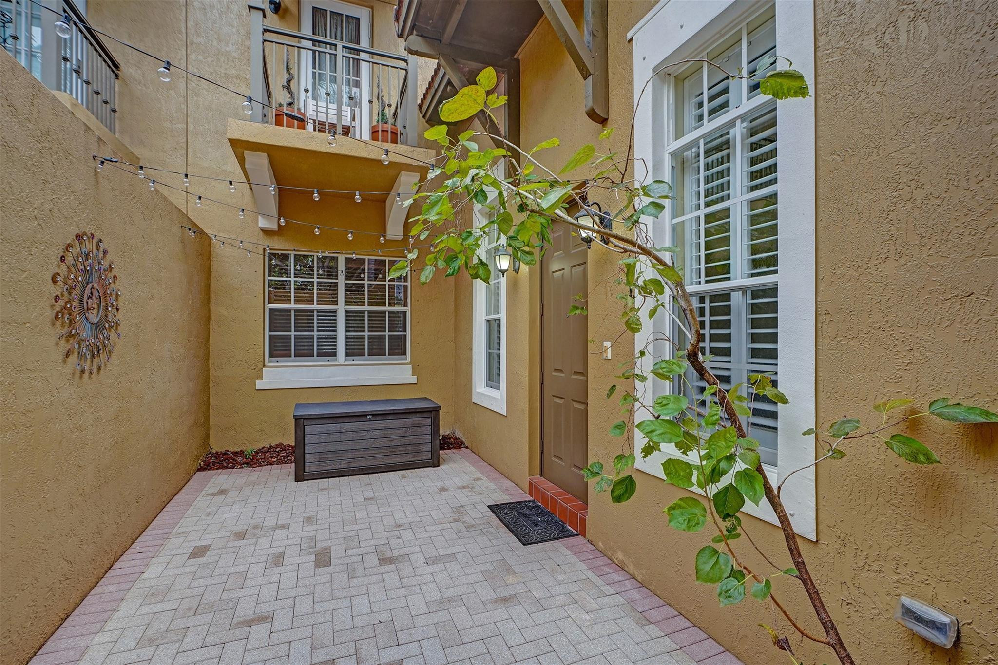 803 SW 147th Ter