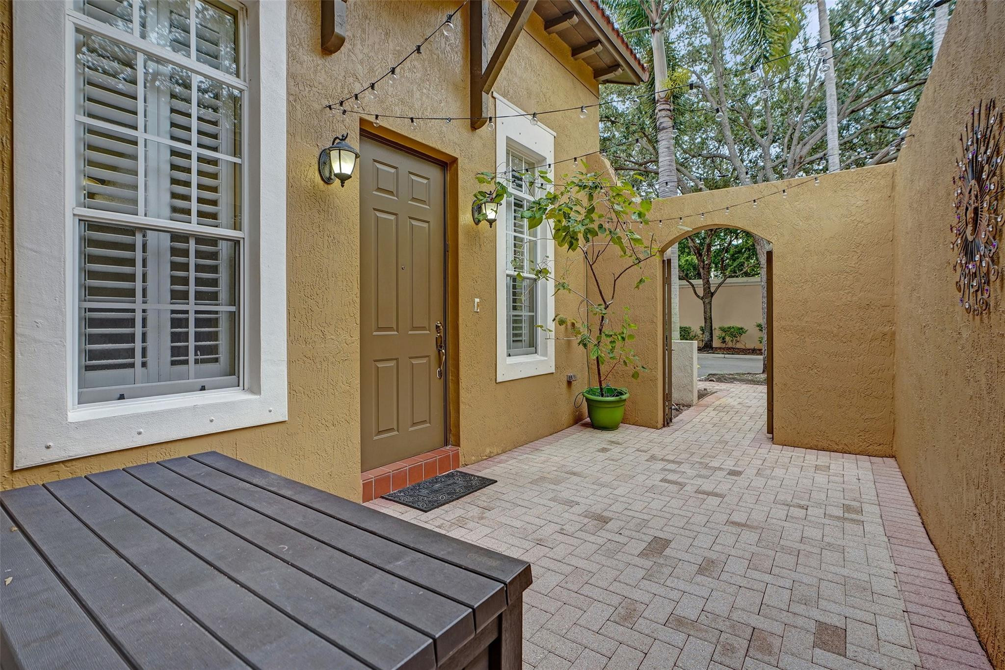 803 SW 147th Ter