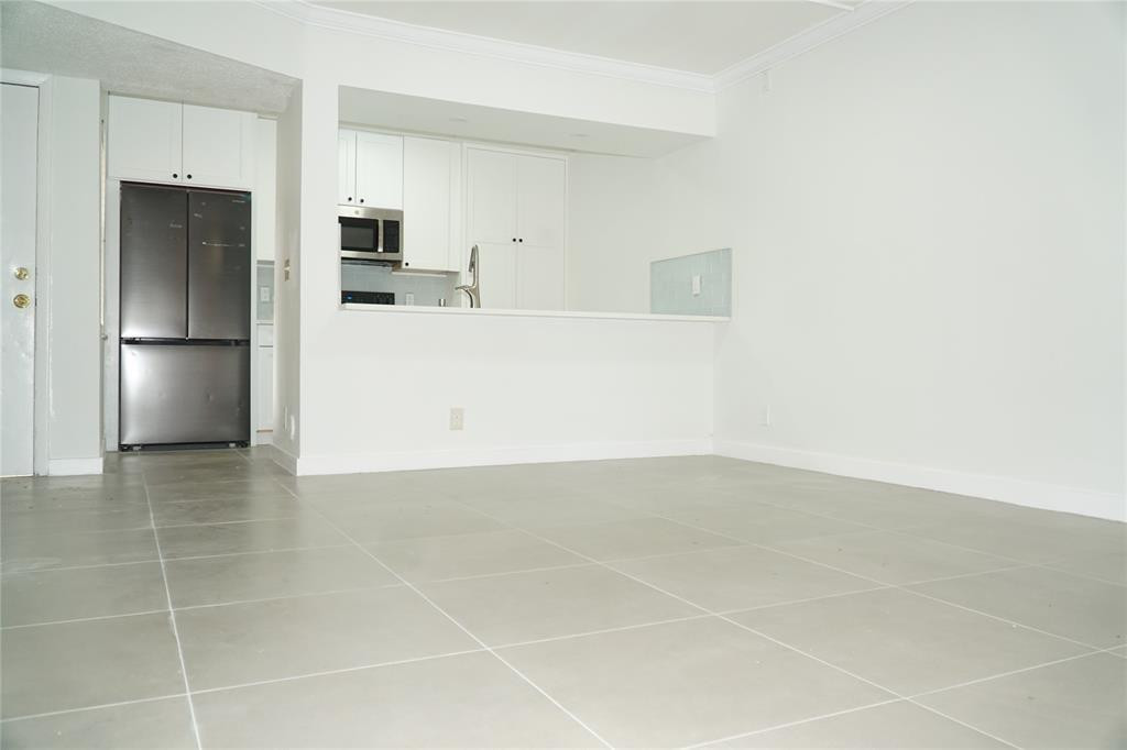 11574 NW 44th St 11574