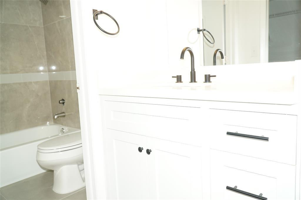 11574 NW 44th St 11574