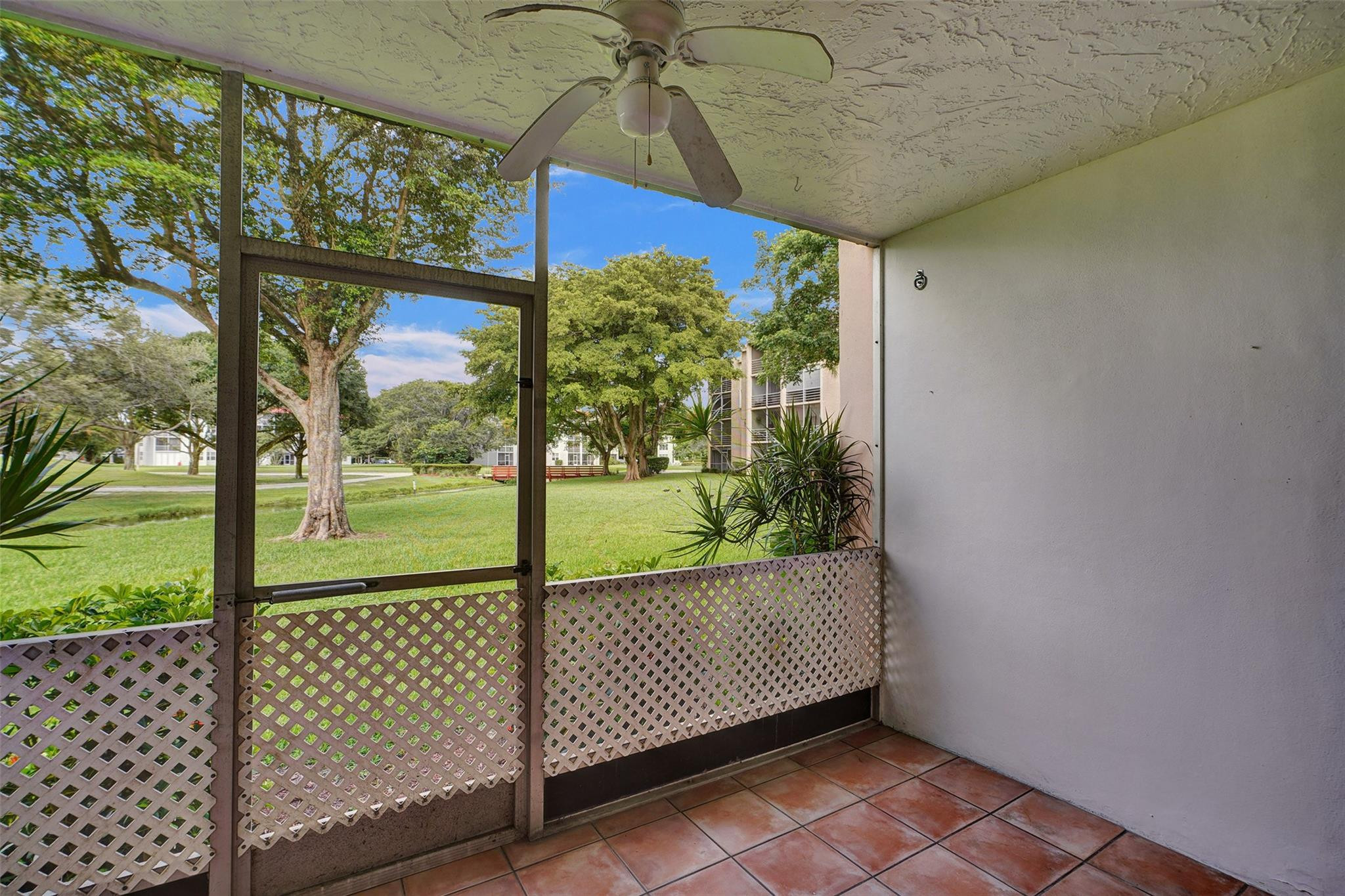 9481 Evergreen Pl 103