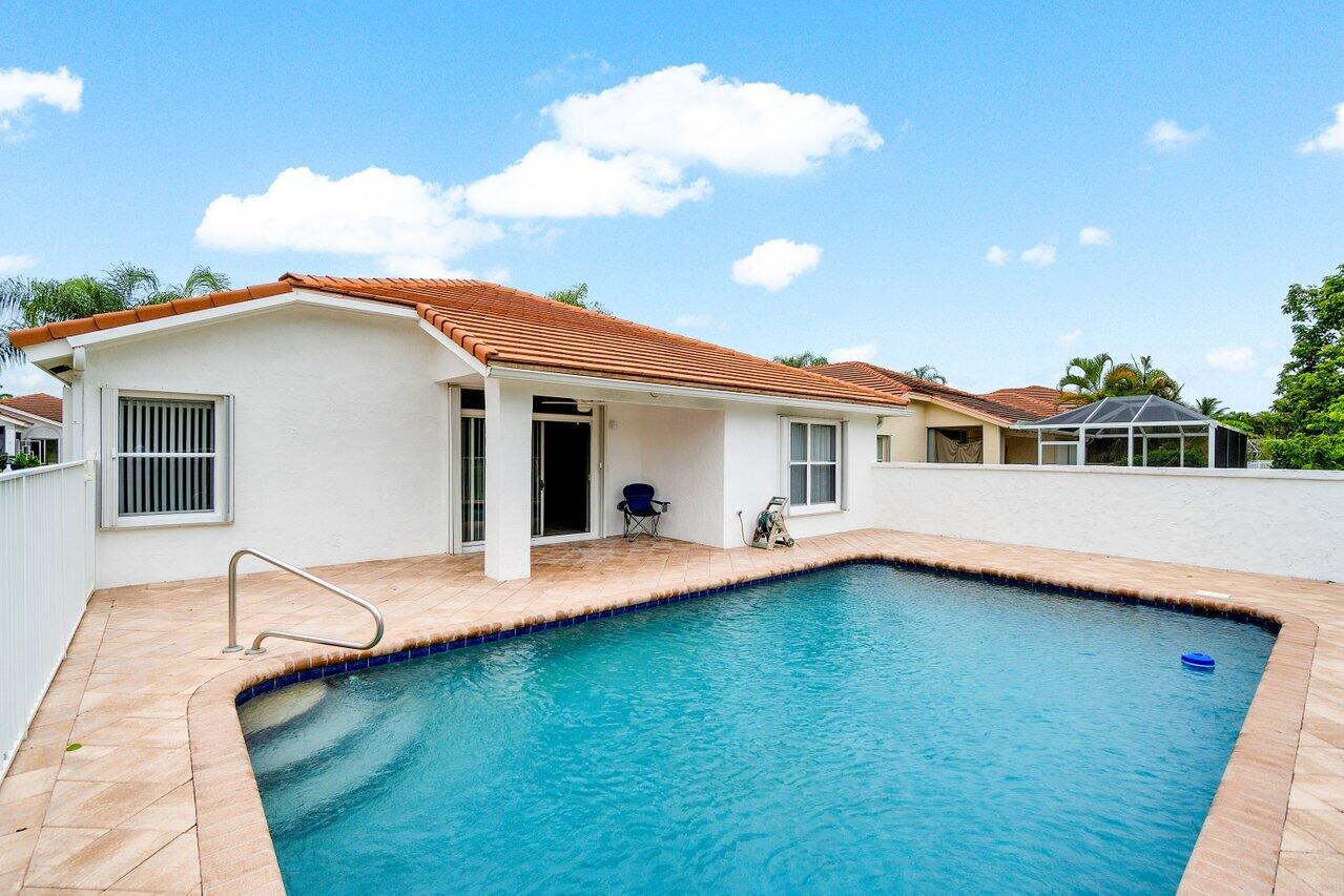 6154 Harbour Greens Drive