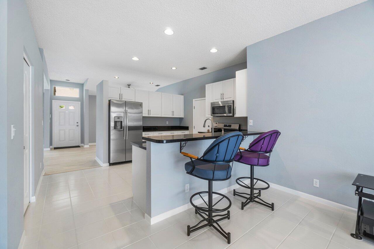 6154 Harbour Greens Drive