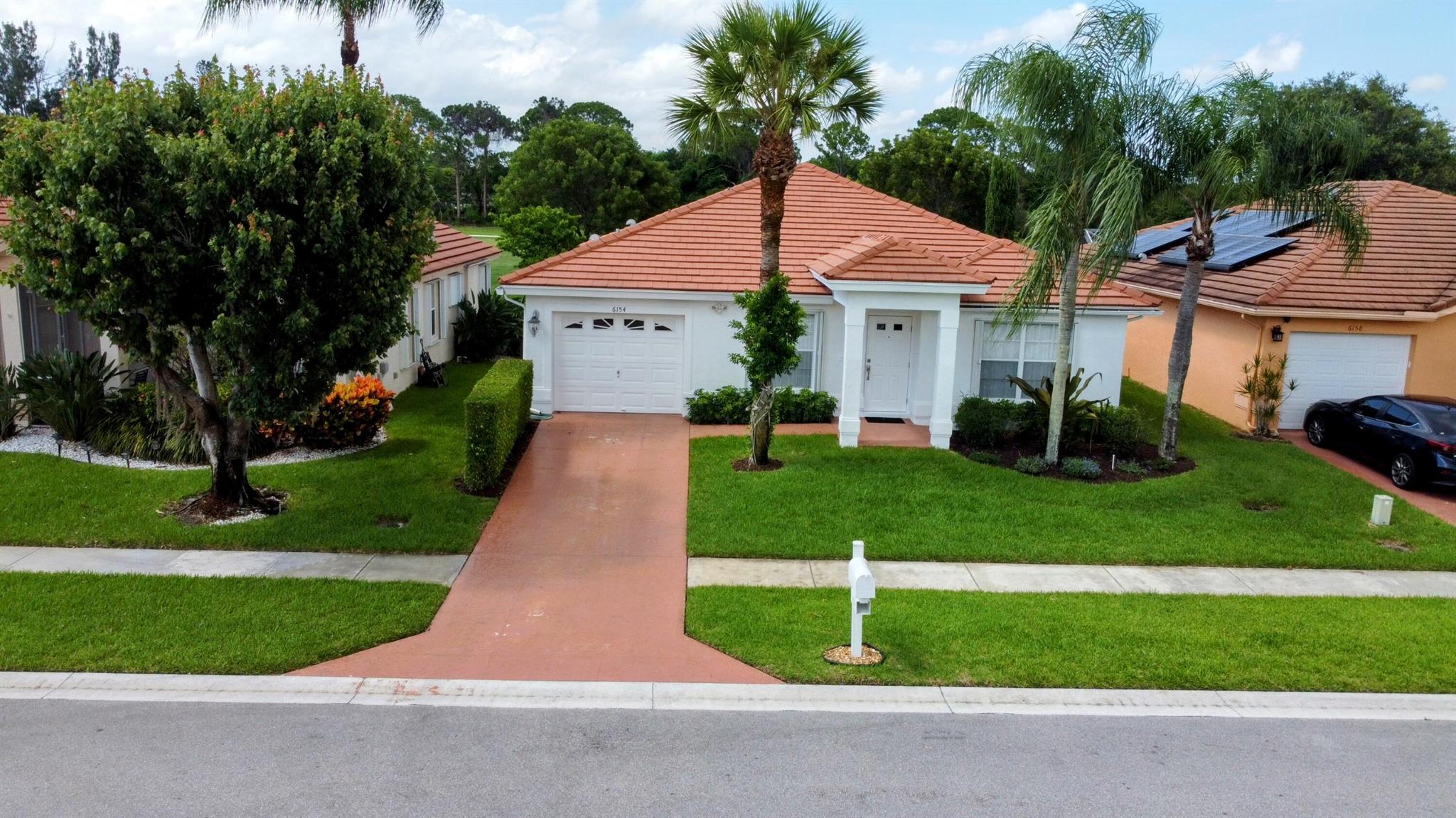 6154 Harbour Greens Drive