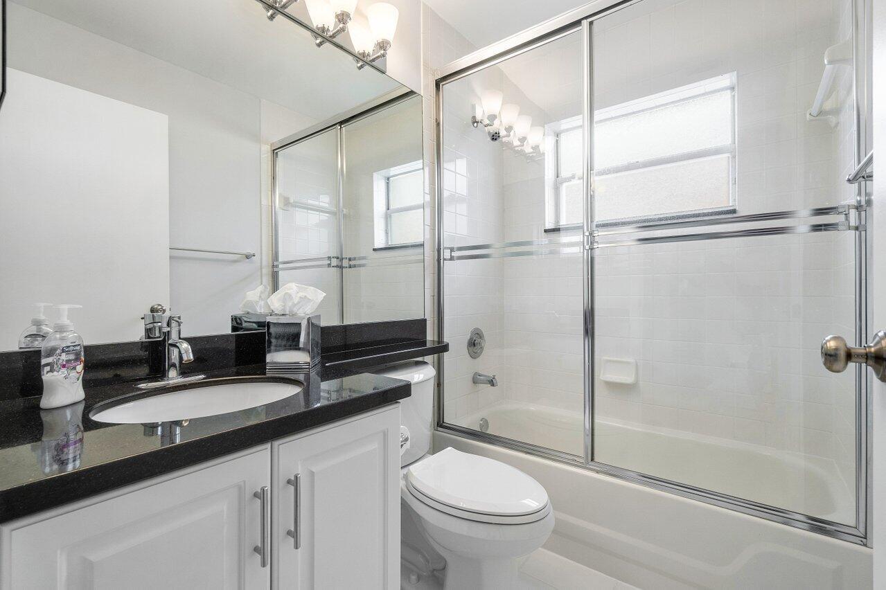 6154 Harbour Greens Drive