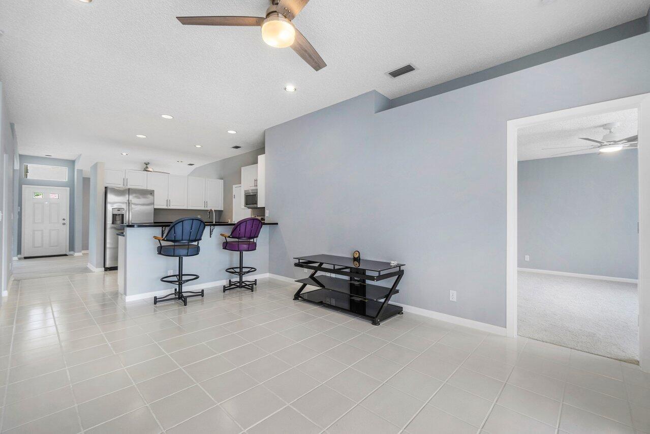 6154 Harbour Greens Drive