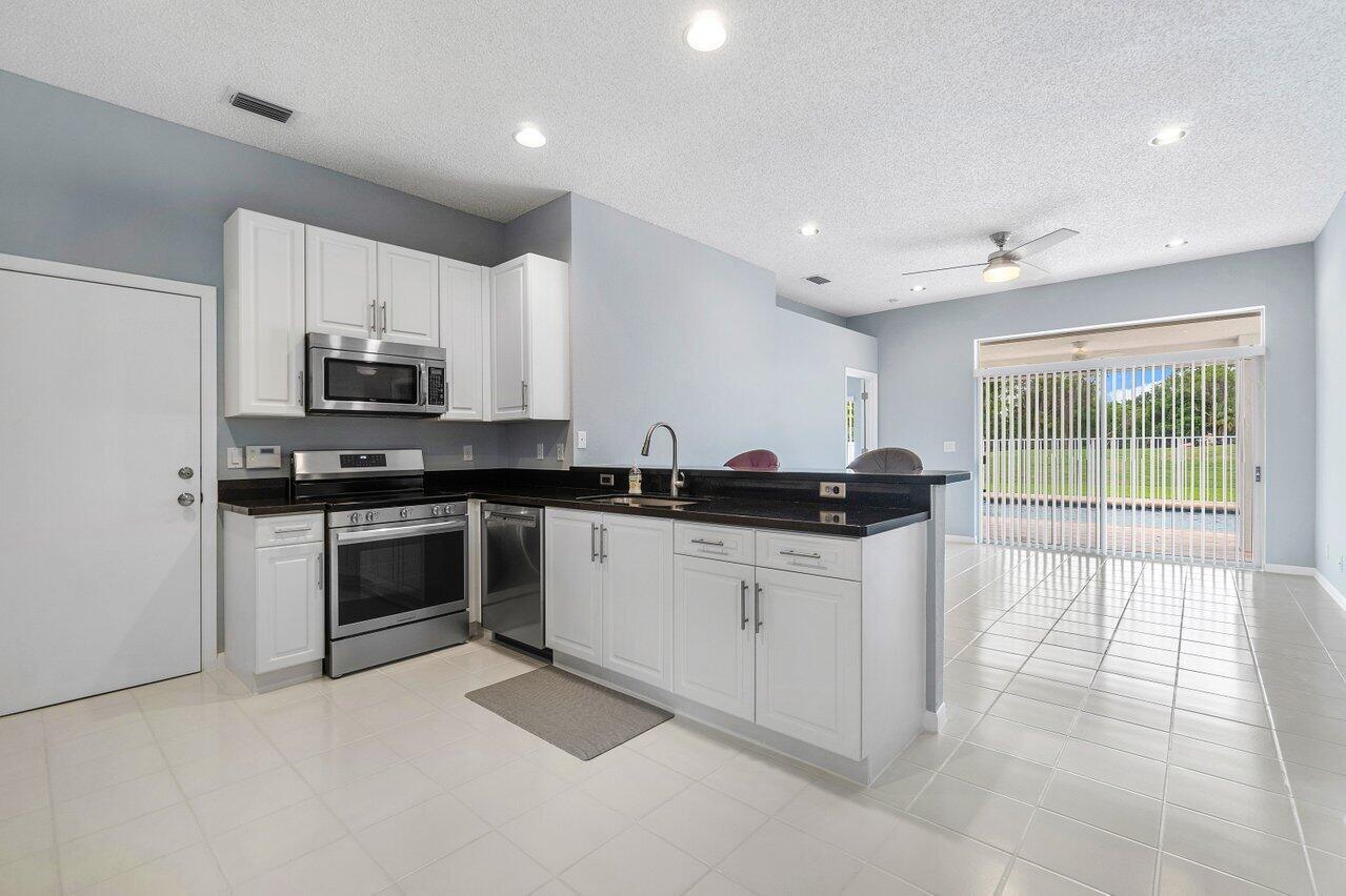 6154 Harbour Greens Drive